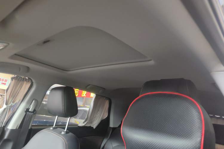 Used GAC Trumpchi GS3 2019 235T Automatic Elite Edition Headliner