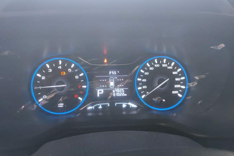 Used GAC Trumpchi GS3 2019 235T Automatic Elite Edition Instrument Cluster