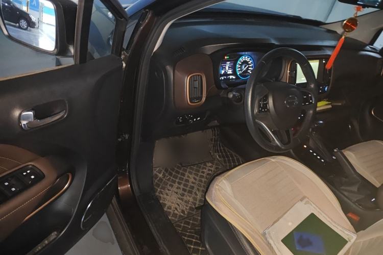 Used GAC Trumpchi GS3 2019 235T Automatic Elite Edition Interior 3