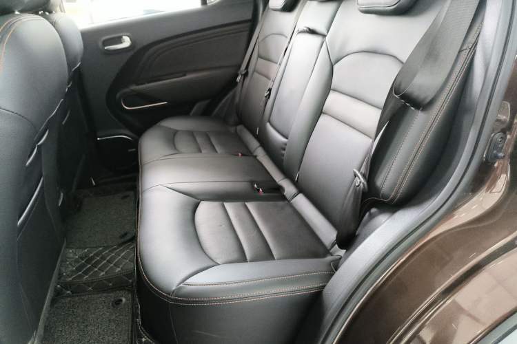 Used GAC Trumpchi GS3 2019 235T Automatic Luxury Edition Left Rear Seat
