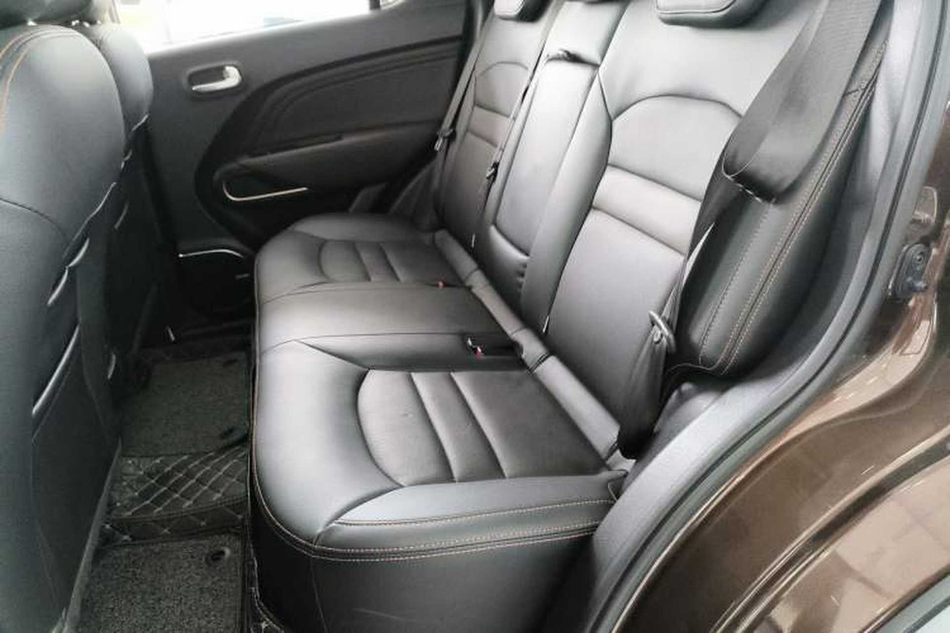 Used GAC Trumpchi GS3 2019 235T Automatic Luxury Edition Left Rear Seat