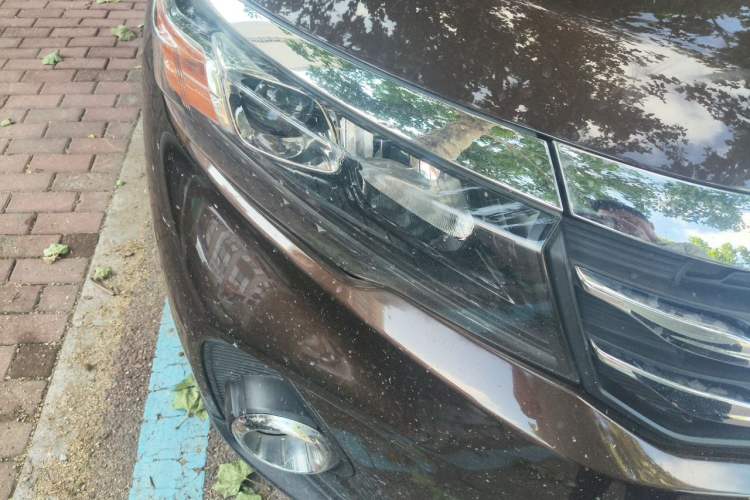 Used GAC Trumpchi GS3 2019 235T Automatic Elite Edition Right Front Headlight