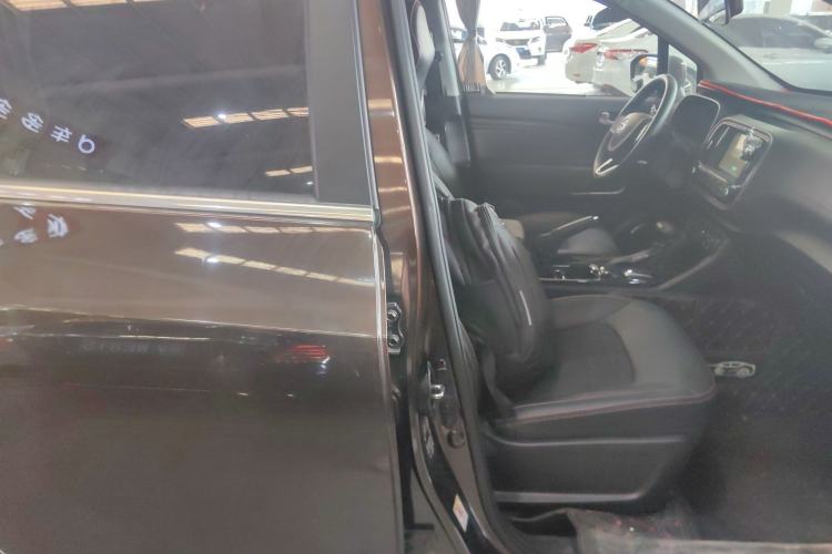 Used GAC Trumpchi GS3 2019 235T Automatic Elite Edition Right Front Seat