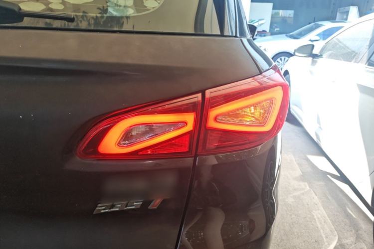 Used GAC Trumpchi GS3 2019 235T Automatic Elite Edition Right Rear Taillight