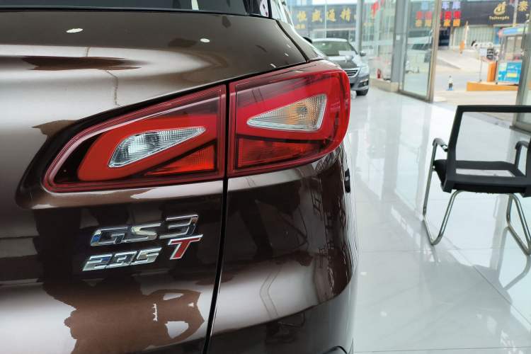 Used GAC Trumpchi GS3 2019 235T Automatic Luxury Edition Right Rear Taillight