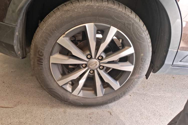 Used GAC Trumpchi GS3 2019 235T Automatic Elite Edition Right Rear Wheel Hub
