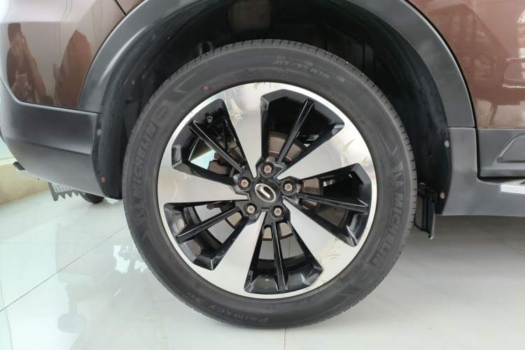 Used GAC Trumpchi GS3 2019 235T Automatic Luxury Edition Right Rear Wheel Hub