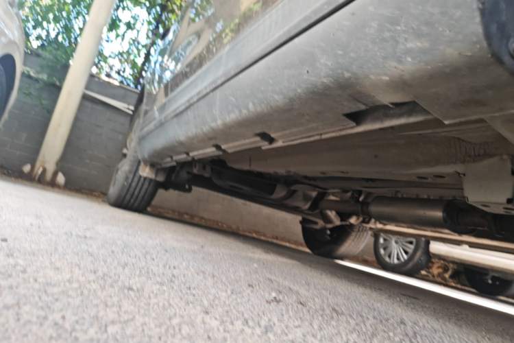 Used GAC Trumpchi GS3 2019 235T Automatic Elite Edition Right Side Sill