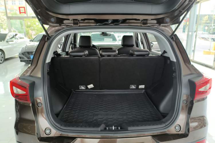 Used GAC Trumpchi GS3 2019 235T Automatic Luxury Edition Trunk