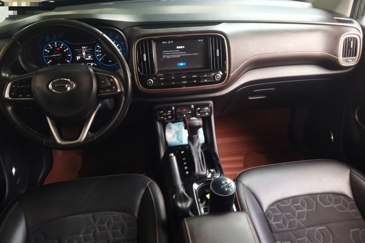 Used GAC Trumpchi GS3 2019 235T Automatic Elite Edition Center Console