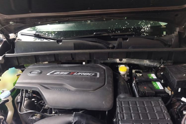 Used GAC Trumpchi GS3 2019 235T Automatic Elite Edition Engine Bay