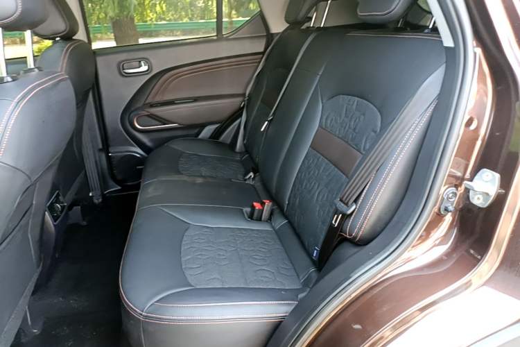 Used GAC Trumpchi GS3 2019 235T Automatic Elite Edition Left Rear Seat