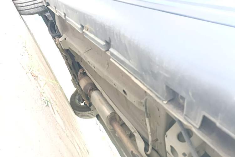 Used GAC Trumpchi GS3 2019 235T Automatic Elite Edition Left Side Sill