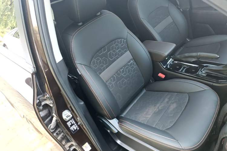 Used GAC Trumpchi GS3 2019 235T Automatic Elite Edition Right Front Seat