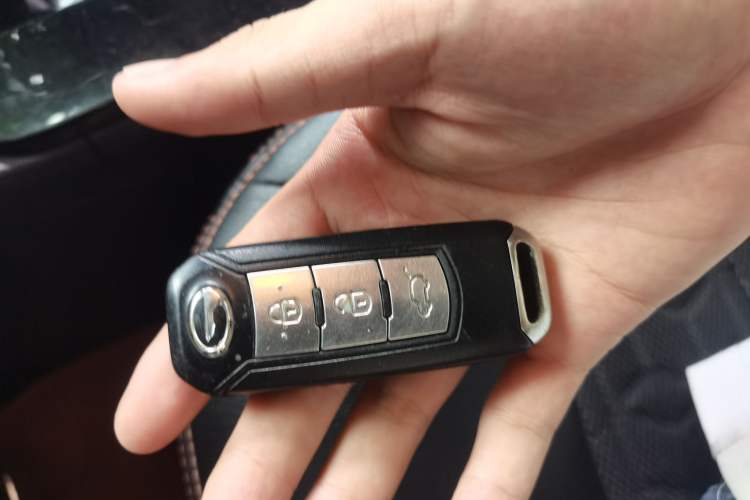 Used GAC Trumpchi GS3 2019 235T Automatic Elite Edition Vehicle Key