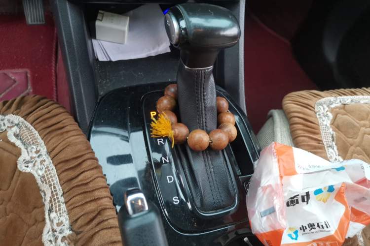 Used GAC Trumpchi GS3 2019 235T Automatic Elite Edition Gear Lever