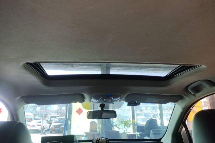 Used GAC Trumpchi GS3 2019 235T Automatic Elite Edition Headliner