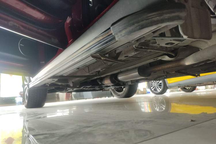Used GAC Trumpchi GS3 2019 235T Automatic Elite Edition Left Side Sill