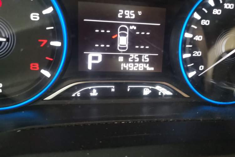 Used GAC Trumpchi GS3 2019 235T Automatic Elite Edition Odometer Close Up