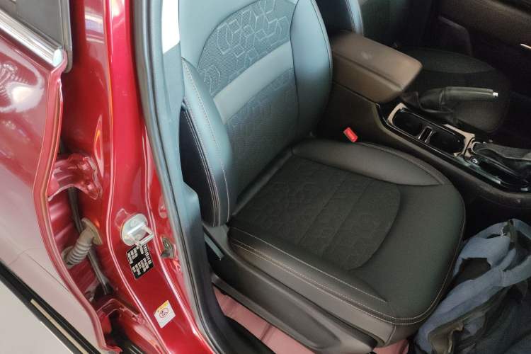Used GAC Trumpchi GS3 2019 235T Automatic Elite Edition Right Front Seat