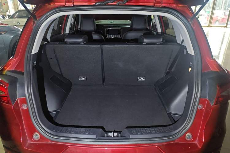 Used GAC Trumpchi GS3 2019 235T Automatic Elite Edition Trunk
