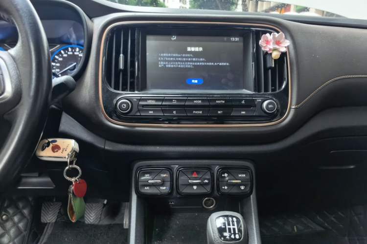 Used GAC Trumpchi GS3 2019 235T Manual Elite Edition Audio And AC Panel
