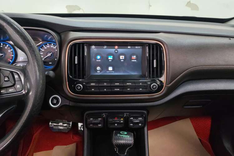 Used GAC Trumpchi GS3 2019 235T Automatic Elite Edition Audio And AC Panel