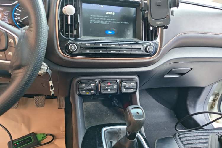 Used GAC Trumpchi GS3 2019 235T Manual Elite Edition Audio And AC Panel