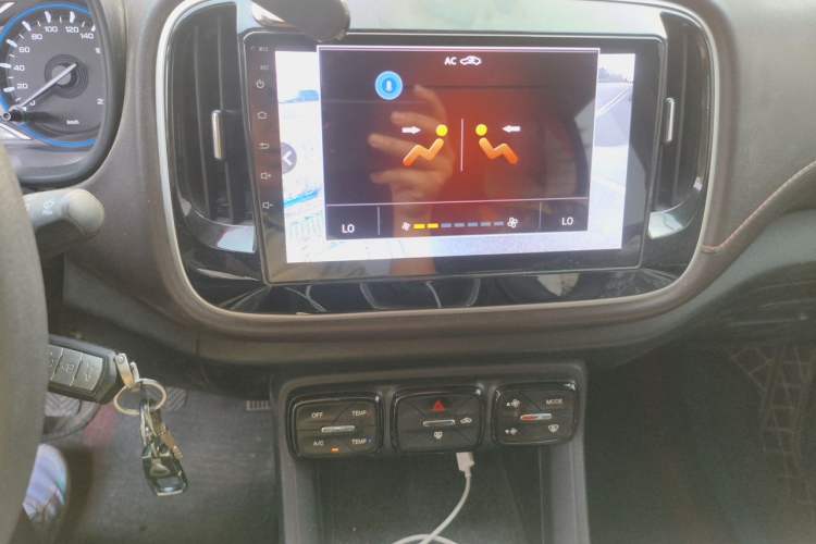 Used GAC Trumpchi GS3 2019 235T Manual Elite Edition Audio And AC Panel