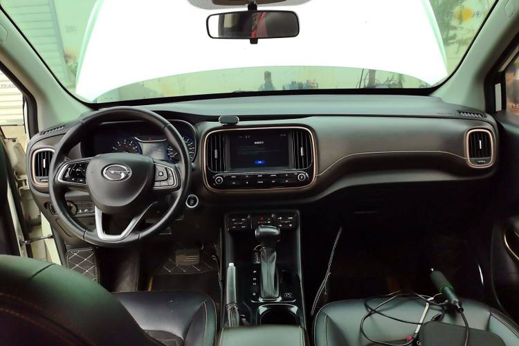 Used GAC Trumpchi GS3 2019 235T Automatic Elite Edition Center Console