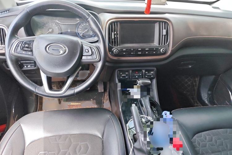 Used GAC Trumpchi GS3 2019 235T Automatic Elite Edition Center Console
