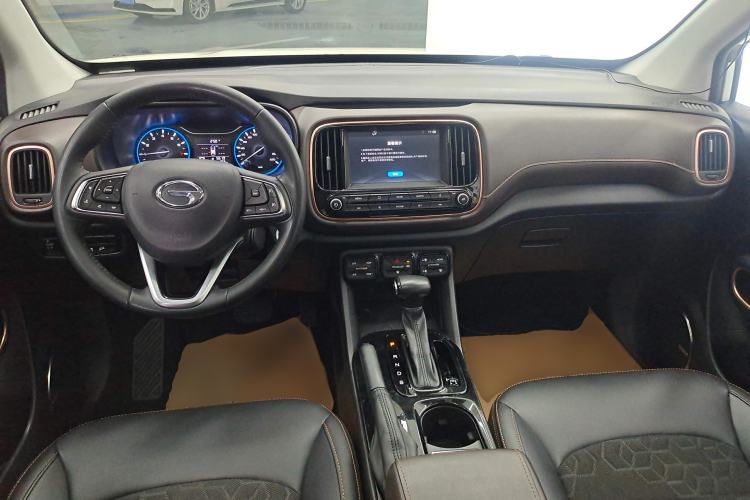 Used GAC Trumpchi GS3 2019 235T Automatic Elite Edition Center Console
