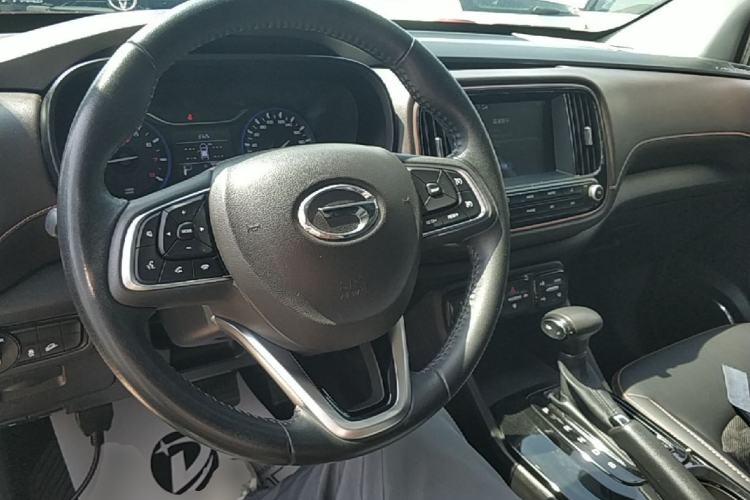 Used GAC Trumpchi GS3 2019 235T Automatic Elite Edition Center Console
