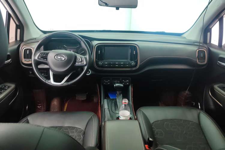 Used GAC Trumpchi GS3 2019 235T Automatic Elite Edition Center Console
