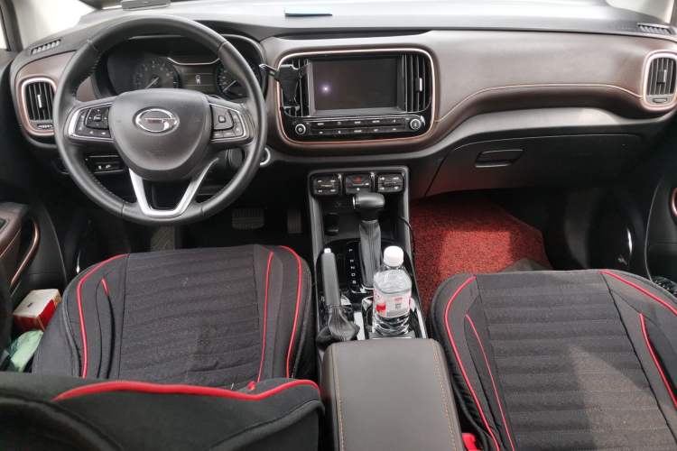 Used GAC Trumpchi GS3 2019 235T Automatic Elite Edition Center Console