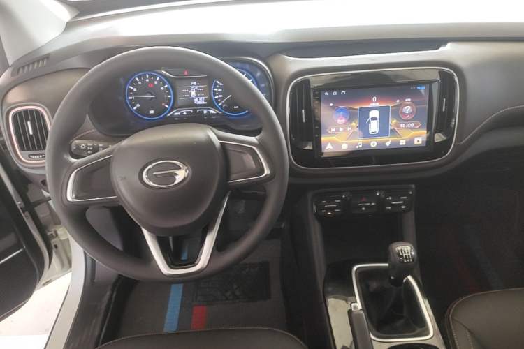 Used GAC Trumpchi GS3 2019 235T Manual Comfort Edition Center Console