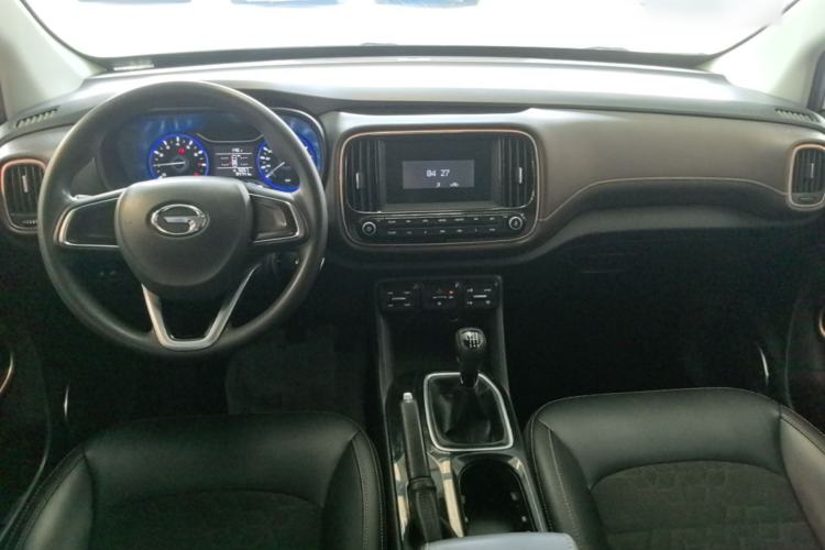 Used GAC Trumpchi GS3 2019 235T Manual Comfort Edition Center Console