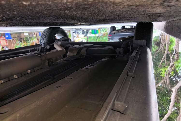 Used GAC Trumpchi GS3 2019 235T Manual Elite Edition Chassis Front Right
