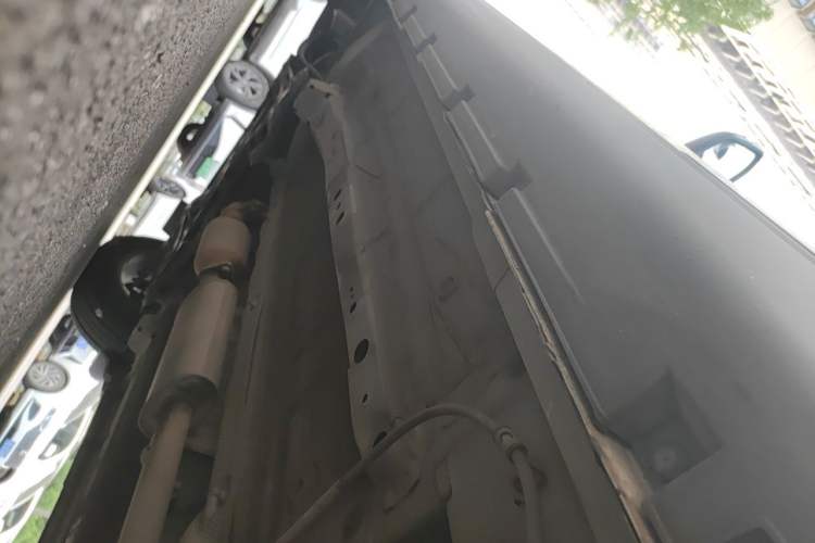 Used GAC Trumpchi GS3 2019 235T Automatic Elite Edition Chassis Rear Left