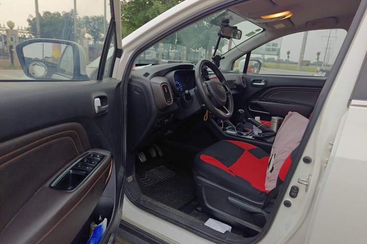 Used GAC Trumpchi GS3 2019 235T Manual Comfort Edition Driver Seat