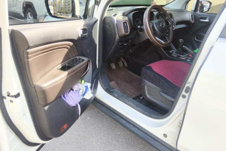 Used GAC Trumpchi GS3 2019 235T Manual Comfort Edition Driver Seat