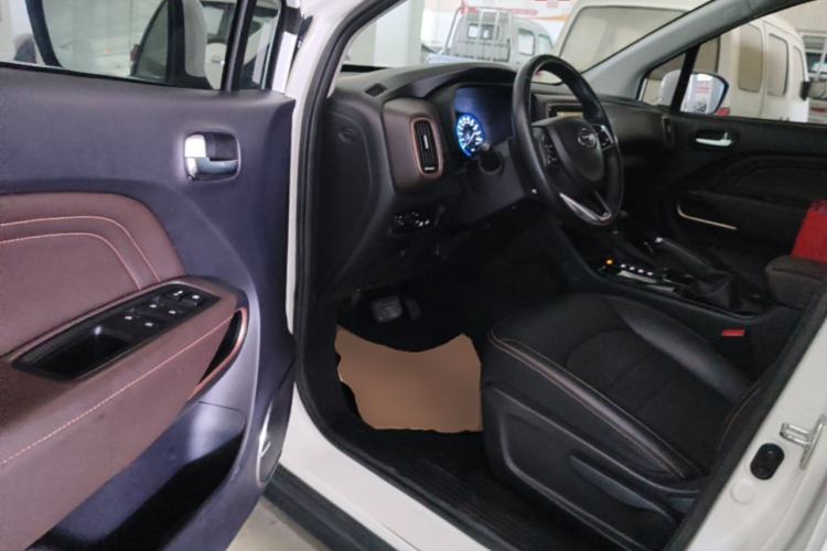 Used GAC Trumpchi GS3 2019 235T Automatic Elite Edition Driver Seat