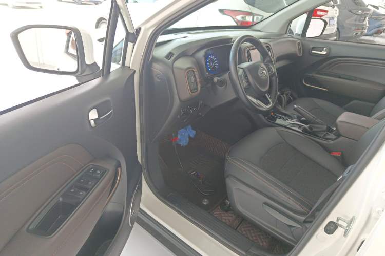 Used GAC Trumpchi GS3 2019 235T Automatic Elite Edition Driver Seat