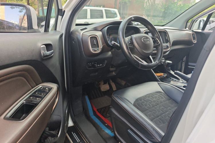 Used GAC Trumpchi GS3 2019 235T Automatic Elite Edition Driver Seat