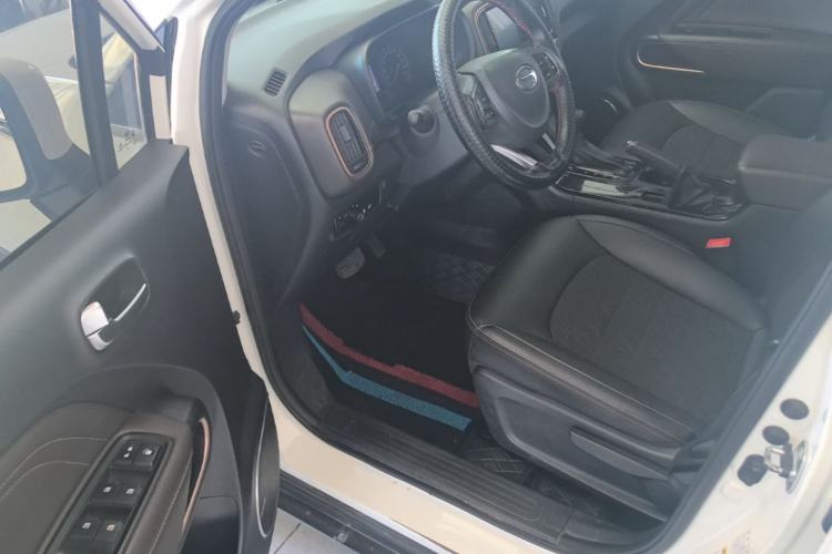 Used GAC Trumpchi GS3 2019 235T Automatic Elite Edition Driver Seat