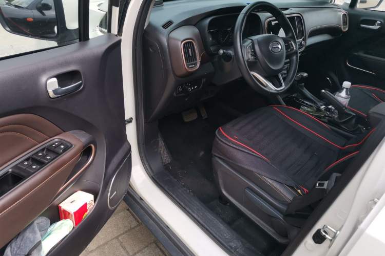 Used GAC Trumpchi GS3 2019 235T Automatic Elite Edition Driver Seat