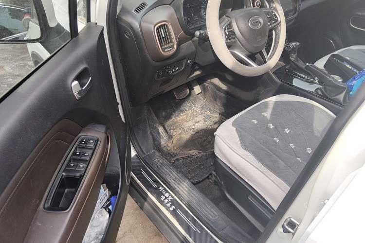 Used GAC Trumpchi GS3 2019 235T Automatic Elite Edition Driver Seat