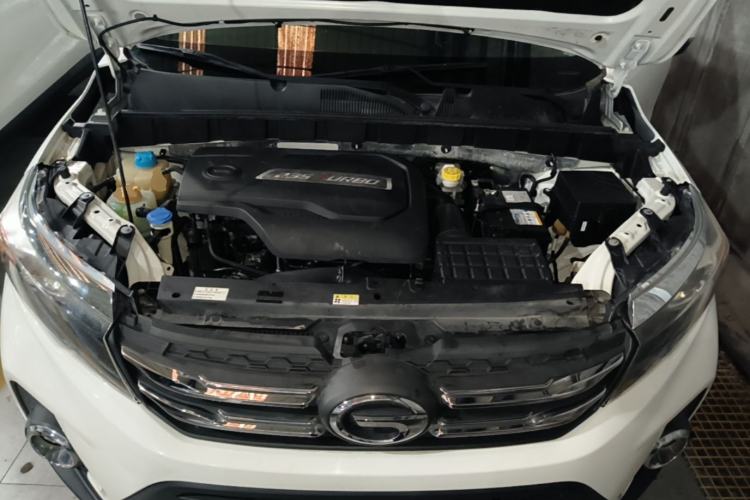 Used GAC Trumpchi GS3 2019 235T Automatic Elite Edition Engine Bay