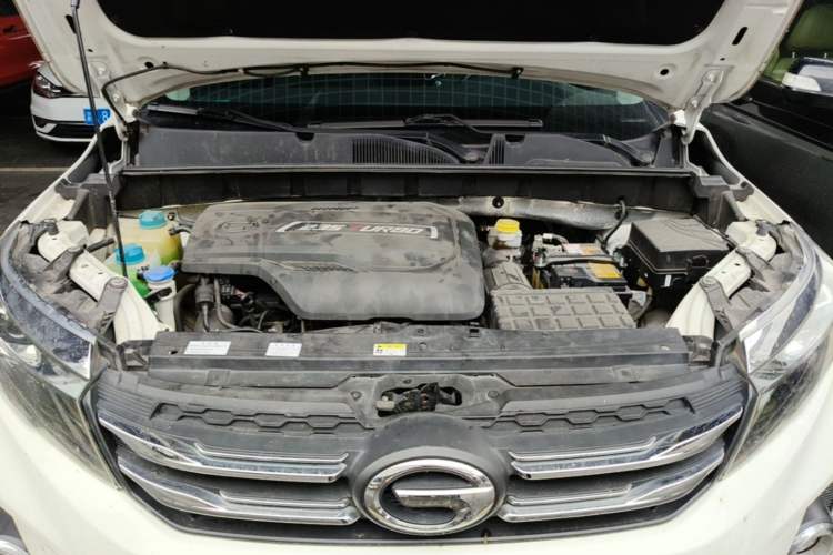 Used GAC Trumpchi GS3 2019 235T Automatic Elite Edition Engine Bay