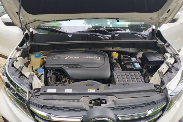 Used GAC Trumpchi GS3 2019 235T Automatic Elite Edition Engine Bay